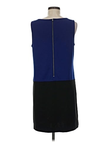 Ann Taylor LOFT Outlet Casual Dress (view 2)