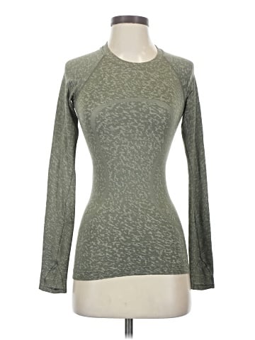 Lululemon Athletica Long Sleeve T-Shirt (view 1)