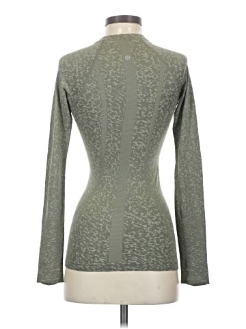 Lululemon Athletica Long Sleeve T-Shirt (view 2)