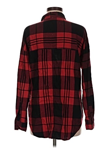 Old Navy Long Sleeve Button-Down Shirt (view 2)