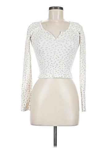 Brandy Melville Long Sleeve Top (view 1)