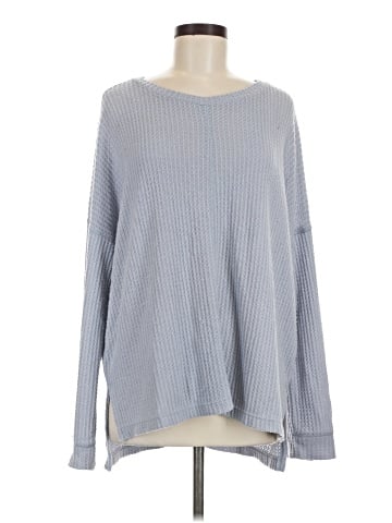 American Eagle Outfitters Pullover Sweater (view 1)