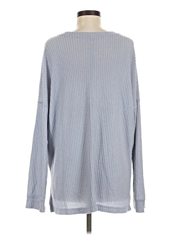 American Eagle Outfitters Pullover Sweater (view 2)