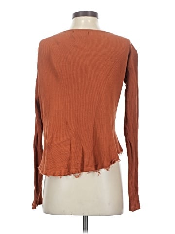 WVN. Long Sleeve Top (view 2)