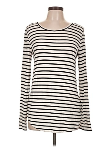 Old Navy Long Sleeve T-Shirt (view 1)