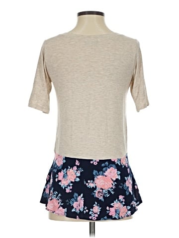 papermoon designed exclusively for Stitch Fix Short Sleeve Top (view 2)