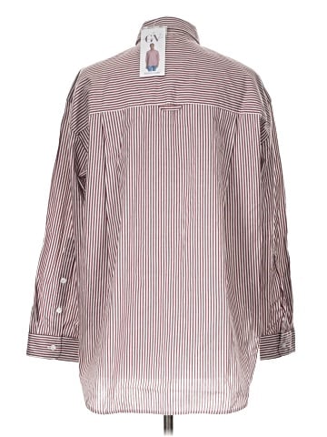 Gloria Vanderbilt Long Sleeve Button-Down Shirt (view 2)