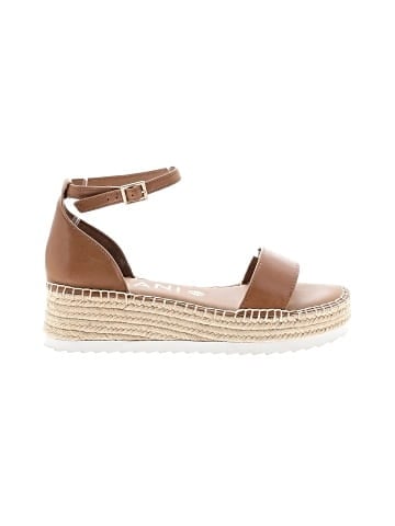 Melani Wedges (view 1)