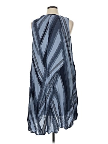 Simply Vera Vera Wang Casual Dress (view 2)