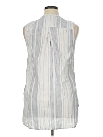 Merona Sleeveless Button-Down Shirt (view 2)