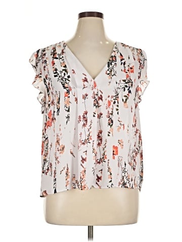 a.n.a. A New Approach Sleeveless Blouse (view 1)