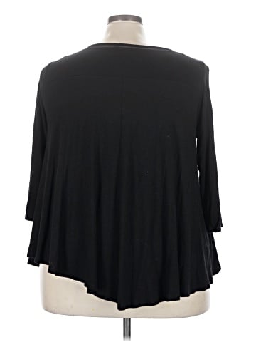 Green Envelope 3/4 Sleeve Top (view 2)