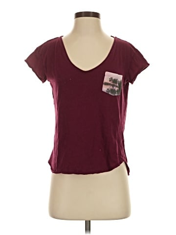 American Eagle Outfitters Short Sleeve T-Shirt (view 1)