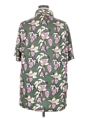 Walter Hagen Short Sleeve Button-Down Shirt (view 2)