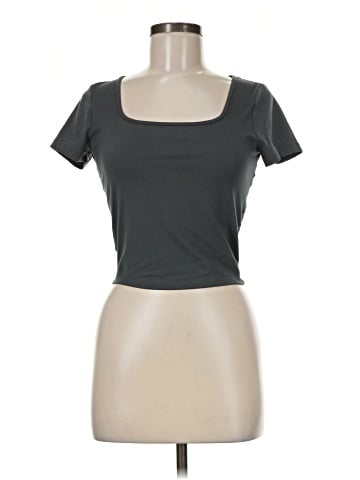 Hollister Short Sleeve T-Shirt (view 1)