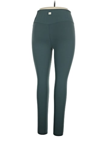 Vuori Active Pants (view 2)