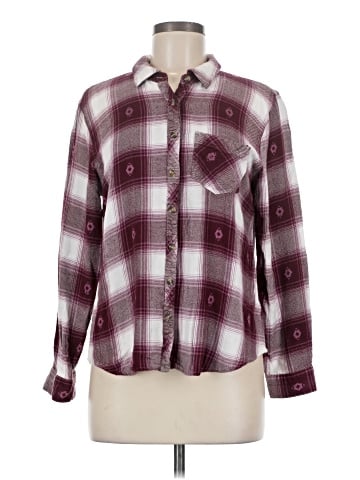 Maurices Long Sleeve Button-Down Shirt (view 1)