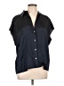 Vince. 100% Silk Black Blue Short Sleeve Silk Top Size L - photo 1
