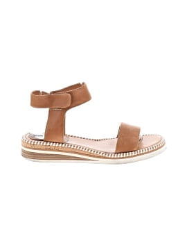 Vince Camuto Sandals