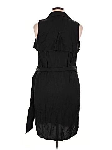 Banana Republic Casual Dress (view 2)