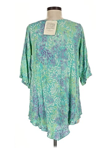 Lost River 3/4 Sleeve Blouse (view 2)