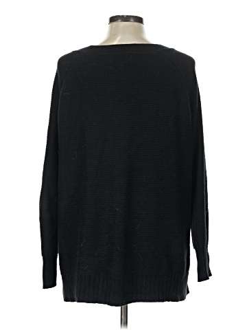 Old Navy Pullover Sweater (view 2)