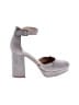 Steve Madden Gray Heels Size 7 - photo 1