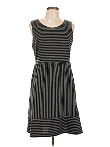 Daisy Fuentes Casual Dress (view 1)