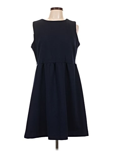 Daisy Fuentes Casual Dress (view 1)