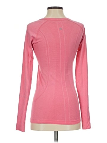 Lululemon Athletica Long Sleeve T-Shirt (view 2)