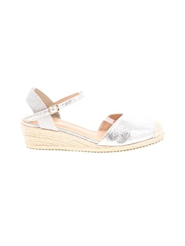 Unbranded Wedges (view 1)