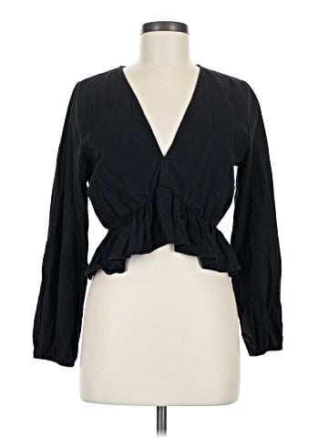 Fancyinn Long Sleeve T-Shirt (view 1)