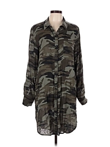 Sanctuary 3/4 Sleeve Blouse (view 1)