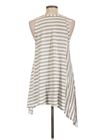 Easel Sleeveless Top (view 2)