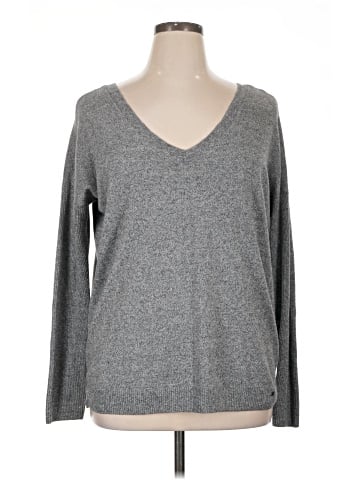 American Eagle Outfitters Pullover Sweater (view 1)