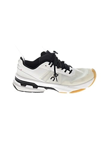 On Cloud Sneakers (view 1)