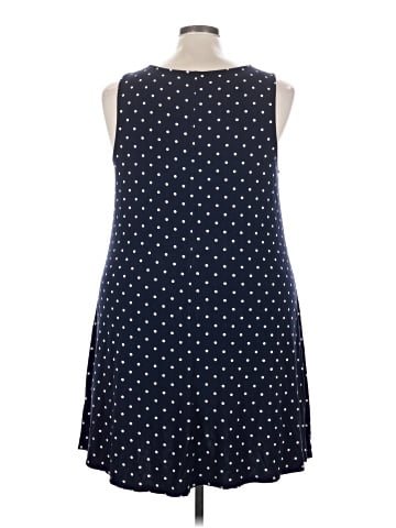 Old Navy Casual Dress (view 2)