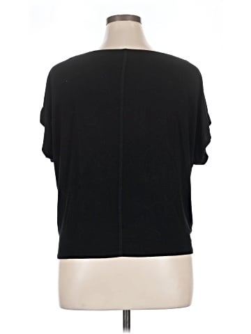 Karen Kane Short Sleeve T-Shirt (view 2)