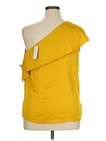 New York & Company Sleeveless Blouse (view 2)