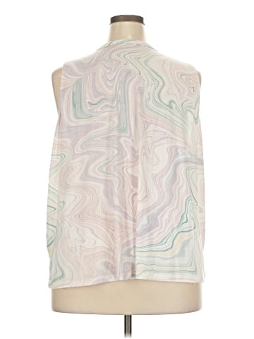 Active by Old Navy Tank Top (view 2)