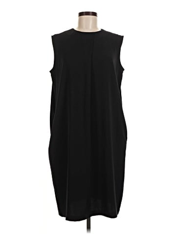 Uniqlo Casual Dress (view 1)