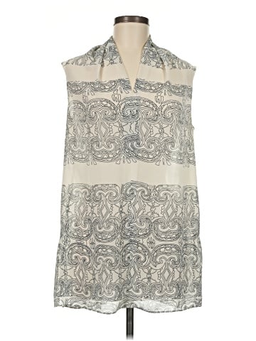 CAbi Sleeveless Button-Down Shirt (view 1)