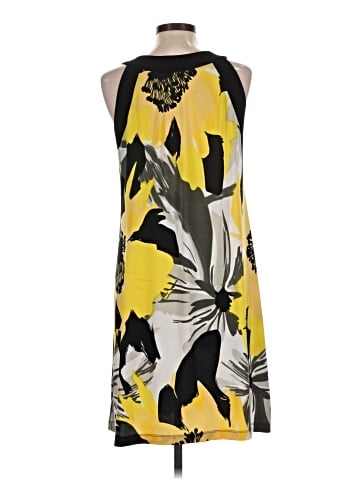 Ronni Nicole Sleeveless Top (view 2)
