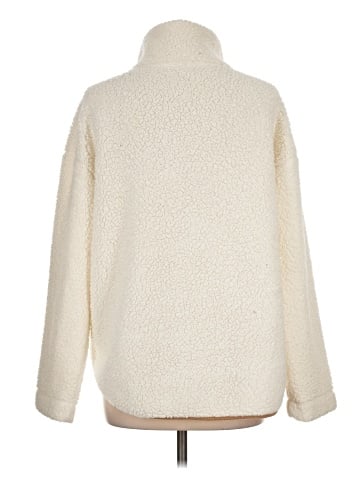 Old Navy Pullover Sweater (view 2)