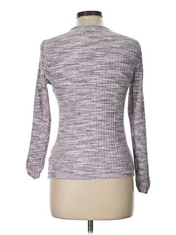 Old Navy Pullover Sweater (view 2)