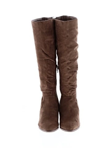 Universal Thread Boots (view 2)