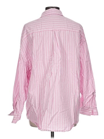 Old Navy Long Sleeve Button-Down Shirt (view 2)