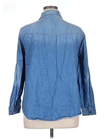 Lane Bryant Long Sleeve Button-Down Shirt (view 2)