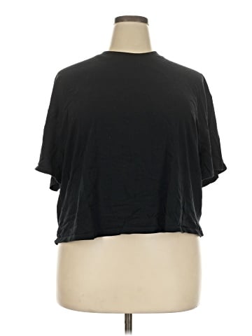 Fabletics Short Sleeve T-Shirt (view 1)