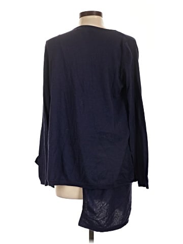 Old Navy - Maternity Long Sleeve Blouse (view 2)